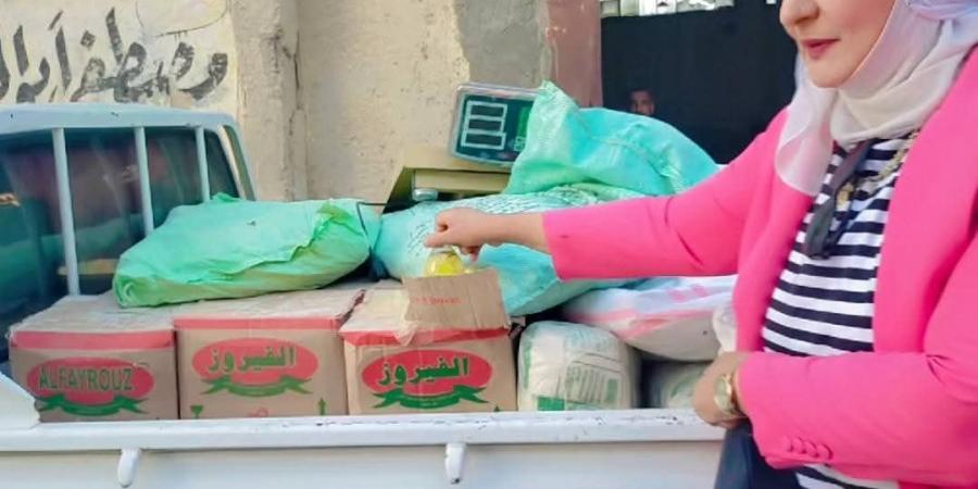 ضبط أحد الاشخاص بمدينة الحمام يقوم بتدوير دقيق المخابز البلدية
