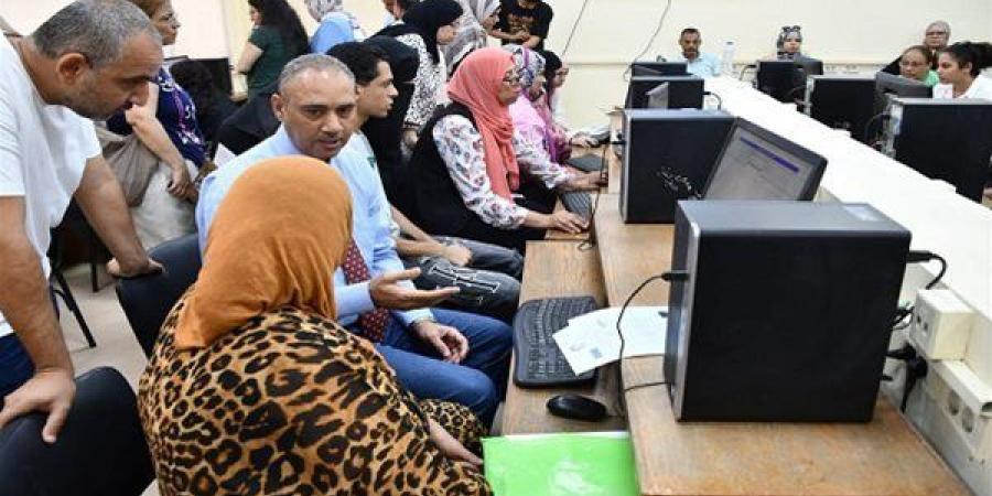 خدمات مجانية لطلاب الثانوية العامة في معامل الحاسب ضمن تنسيق الجامعات 2025