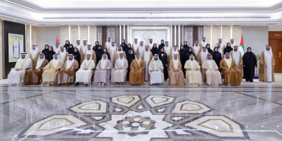 المرأة الإماراتية: مسيرة متميزة في العمل البرلماني