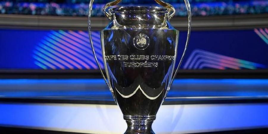 بخطوط ذهبية.. يويفا يكشف الستار عن الكرة الرسمية لدوري أبطال أوروبا