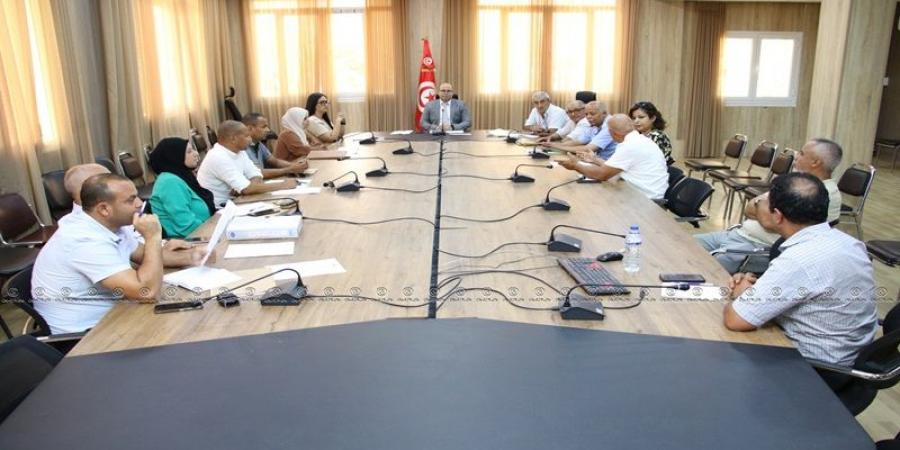 ولاية زغوان:جلسة عمل حول وضعية المباني المهددة بالسقوط بالمدينة العتيقة
